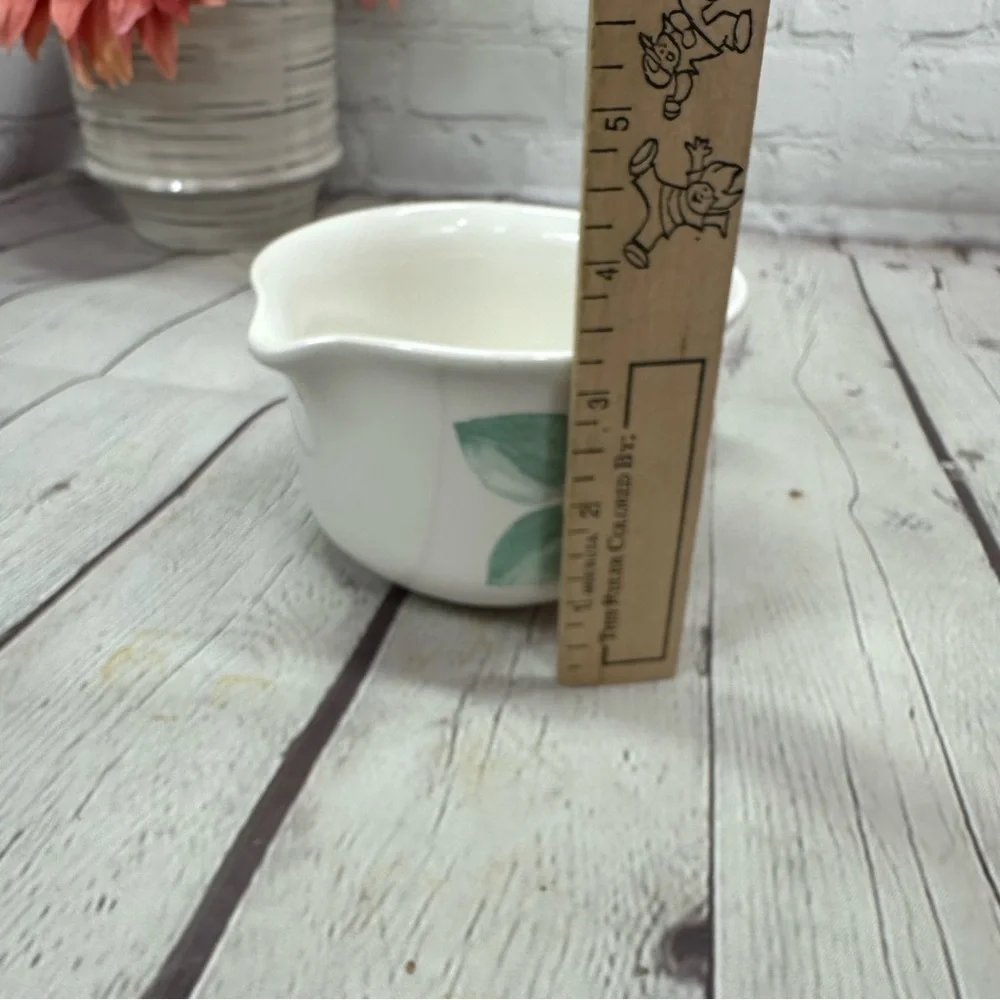 vintage Garland Blush by Pfaltzgraff gravy boat with Pink Floral Design